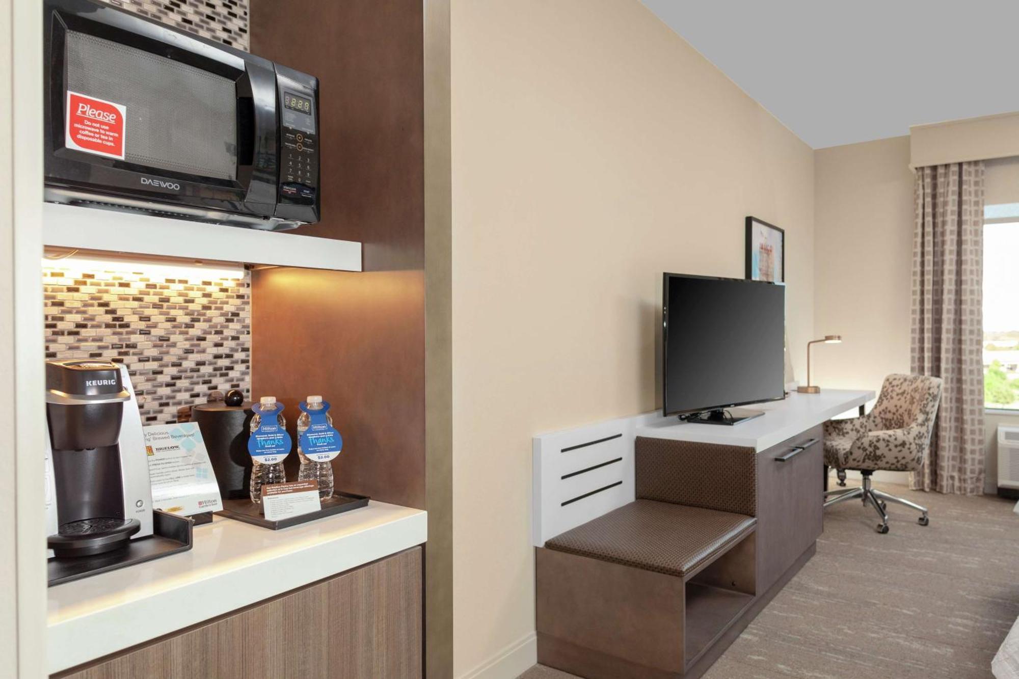 Queen Room with Two Queen Beds - Mobility Access